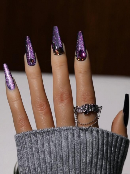 Beautiful Set - 24pcs Long Coffin Hologram Purple Glitter Fake Press on Nail