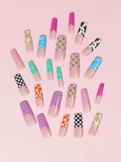 Beautiful Set - 24pcs Long Coffin Art Plaid Pattern Fake Press on Nail