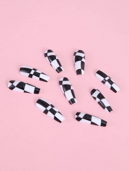 Beautiful Set - 24pcs Long Coffin Black and White Gothic / Punk Art Design Fake Press on Nail
