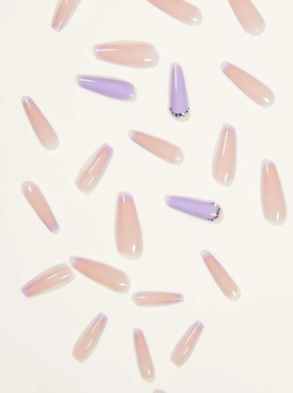 Beautiful Set - 24pcs Rhinestone Decor Light Purple Style Design Fake Press on Nail