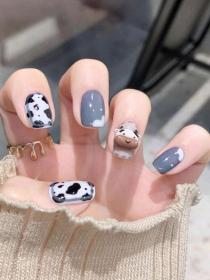 Beautiful Set - 24pcs Short Square Funny Cute Cow Design Fake Press on Nail