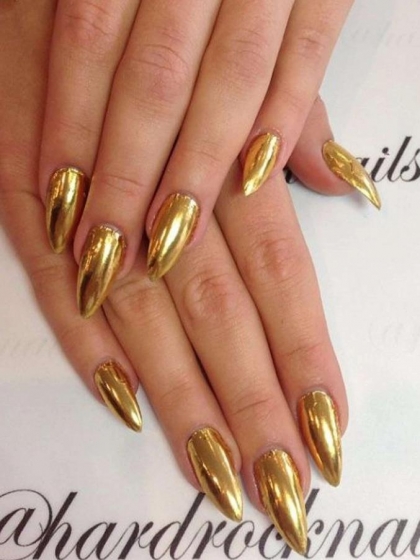 Beautiful Set - 24pcs Short Almond Gold Solid Mirror Design Fake Press on Nail