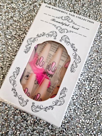 Beautiful Set - 24pcs  Long Coffin Fire Pink Design Fake Press on Nail