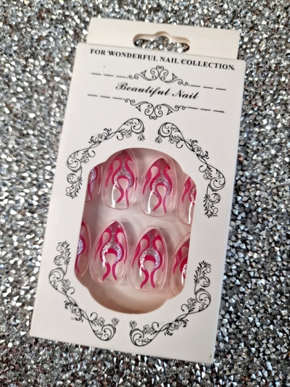 Beautiful Set - 24pcs Long Almond Fire Pink and Silver Sparkle Design Fake Press on Nail