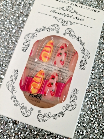 Beautiful Set - 24pcs Long Almond Sweet Strawberry / Pepper Design Fake Press on Nail