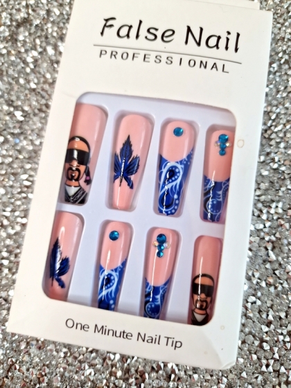 Beautiful Set - 24pcs Long Unique Hip Hop Style / Snoop Dogg Design Fake Press on Nail