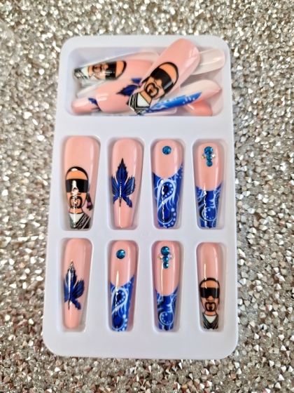 Beautiful Set - 24pcs Long Unique Hip Hop Style / Snoop Dogg Design Fake Press on Nail