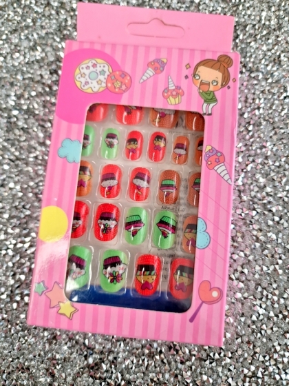 Beautiful Kids Set - 24pcs Short Square Childrens Cartoon Design Fake Press on Nail