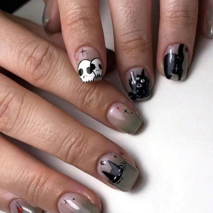 Beautiful Set - 24pcs Short & Square Shaped Western Black Cat & Skull Halloween Atmosphere Eye Pattern Art Design Fake Press on Nail