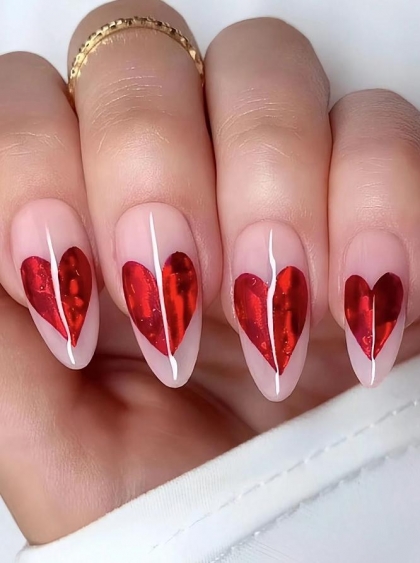 Beautiful Set - 24pcs Medium Oval ValentineS Day Nude Color With Romantic Red Heart & Gold Foil Detail Almond Shape Design Fake Press on Nail