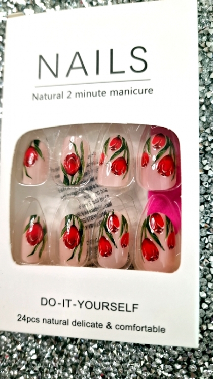Beautiful Set - 24pcs Short Oval ValentineS Day / Mothers Day Red Tulip / Flowers Design Fake Press on Nail