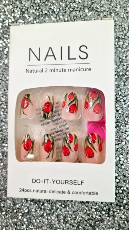 Beautiful Set - 24pcs Short Oval ValentineS Day / Mothers Day Red Tulip / Flowers Design Fake Press on Nail