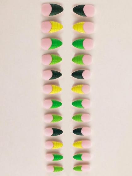Beautiful Set - 24pcs Medium Almond Texture Green Design Fake Press on Nail