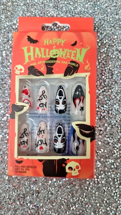 Beautiful Set - 24pcs Long Almond Funny Horror Design Fake Press on Nail