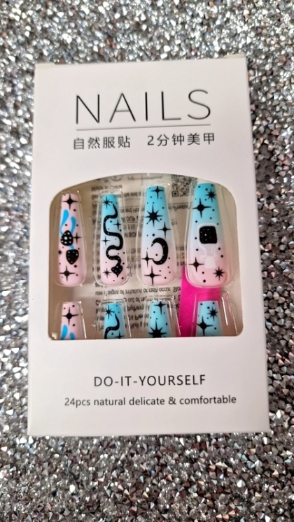 Beautiful Set - 24pcs Extra Long Ballet Style with Black Snake / Stars Fantasy Design Fake Press on Nail