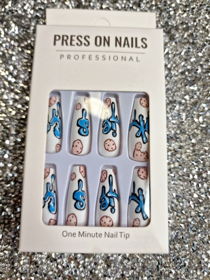 Beautiful Set - 24pcs Extra Long Super Cute Cookie Monster Graffiti Design Fake Press on Nail