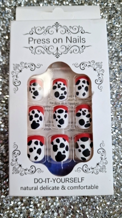 Beautiful Set - 24pcs Short Art Black / White / Dalmatins Style and French Red Line Design Fake Press on Nail
