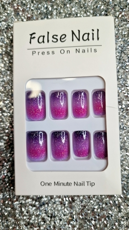 Beautiful Set - 24pcs Short French Style Pink / Purple and Glitter Sparkle Gradient Design Fake Press on Nail