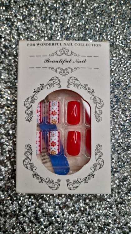 Beautiful Set - 24pcs Medium Square Ethno / Ethnic Red Colored Design Fake Press on Nail