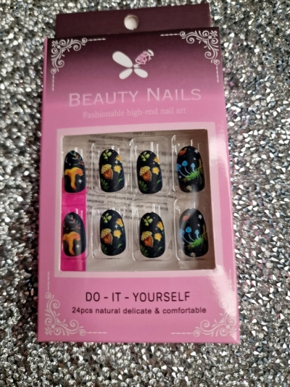 Beautiful Set - 24pcs Short Oval Matte Black Base With Hand-Painted Forest Mushrooms Fantasy Design Fake Press on Nail