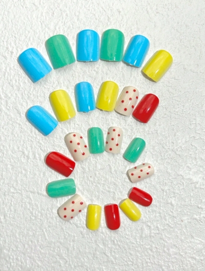 Beautiful Set - 24pcs Short Square Cute Pastel Color with Mini Polka Dot Design Fake Press on Nail