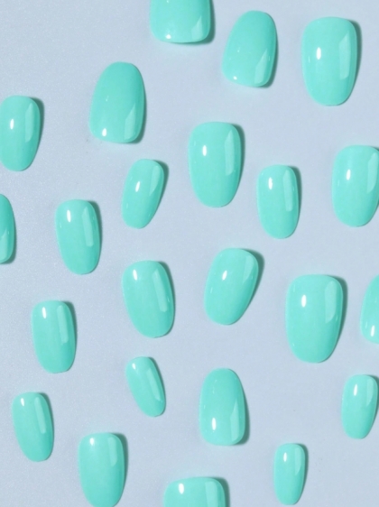 Beautiful Set - 24pcs Short Oval Gloss Macaron Candy / Pastel Mint / Mermaid Color Design Fake Press on Nail