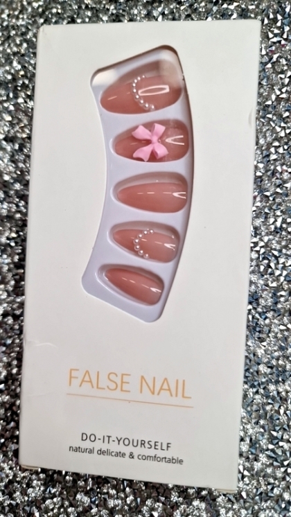 Beautiful Set - 24pcs Long Almond Sweet Nude Style with Cute Bow and Pearls Romantic Design Fake Press on Nail