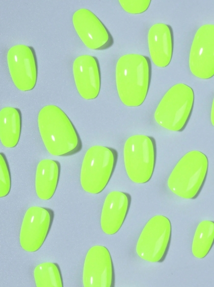 Beautiful Set - 24pcs Short Oval Style Neon Yellow Design Fake Press on Nail