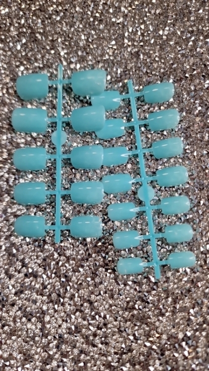 Beautiful Set - 24pcs Short Square Light Baby Blue Design Fake Press on Nail