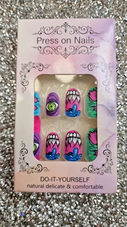 Beautiful Set - 24pcs Short Oval Funny Zombie - Eye / Brain / Halloween Art Design Fake Press on Nail
