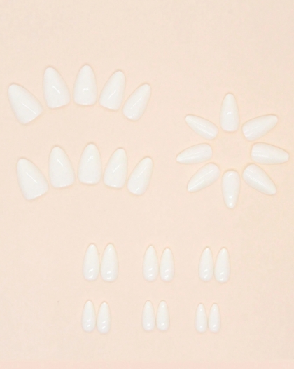 Luxury Press-on Nail Set – 24 Pieces Short Teardrop Stylish Shape Practical Everyday Manicure in Minimalist White Color, Artificial Nails Online, Press-On Manicure for At-Home Application, Beautiful White Nails, White Gel Polish, White Wedding Manicure