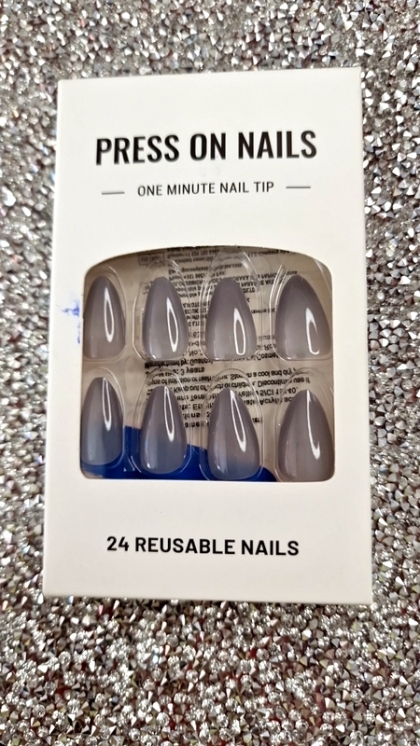 Luxury Press-on Nail Set – 24 Pieces Short Teardrop Stylish Shape Practical Everyday Manicure in Glossy Retro Grey Color, Artificial Nails Online, Press-On Manicure for At-Home Application, Everyday Nails, Beautiful Nails, Nail Store, Grey Gel Polish