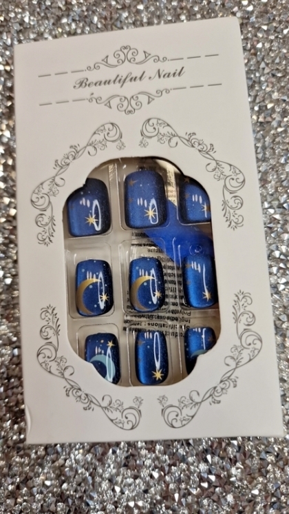 Set of Luxurious Press-On Artificial Nails - 24 Pieces, Short Square Shape with Mystical Cat Eye Effect in Blue, Featuring Shimmering Stars and Moon, Elegant Boutique Manicure, Everyday Nails, Nails for Special Occasions, Gel Nails for Every Woman