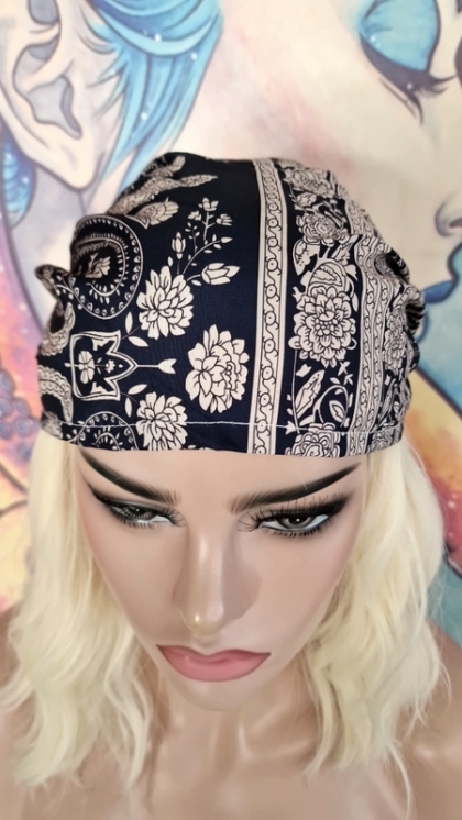 Еластичен Дамски Тюрбан За Глава с Флорални Орнаменти в Ориенталски Стил